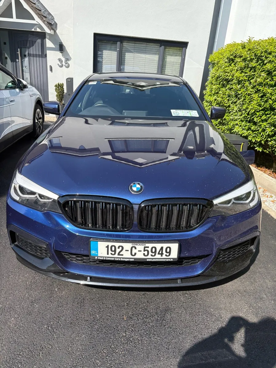 BMW 5-Series 2019 M-SPORT AUTO Plug-In Hybrid - Image 1