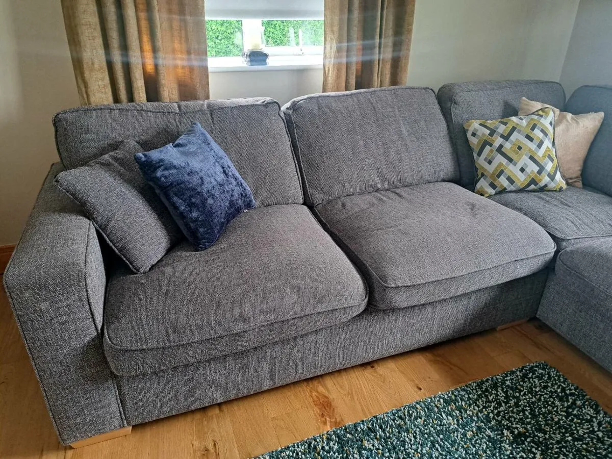 L-shaped Sofa - Image 4