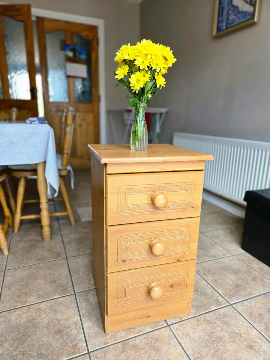 Chest of Drawers - Image 2