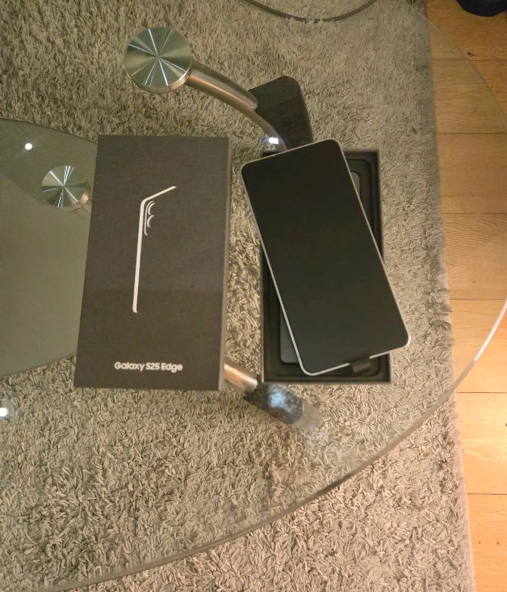 Samsung Galaxy S25 Edge 256GB - Image 3
