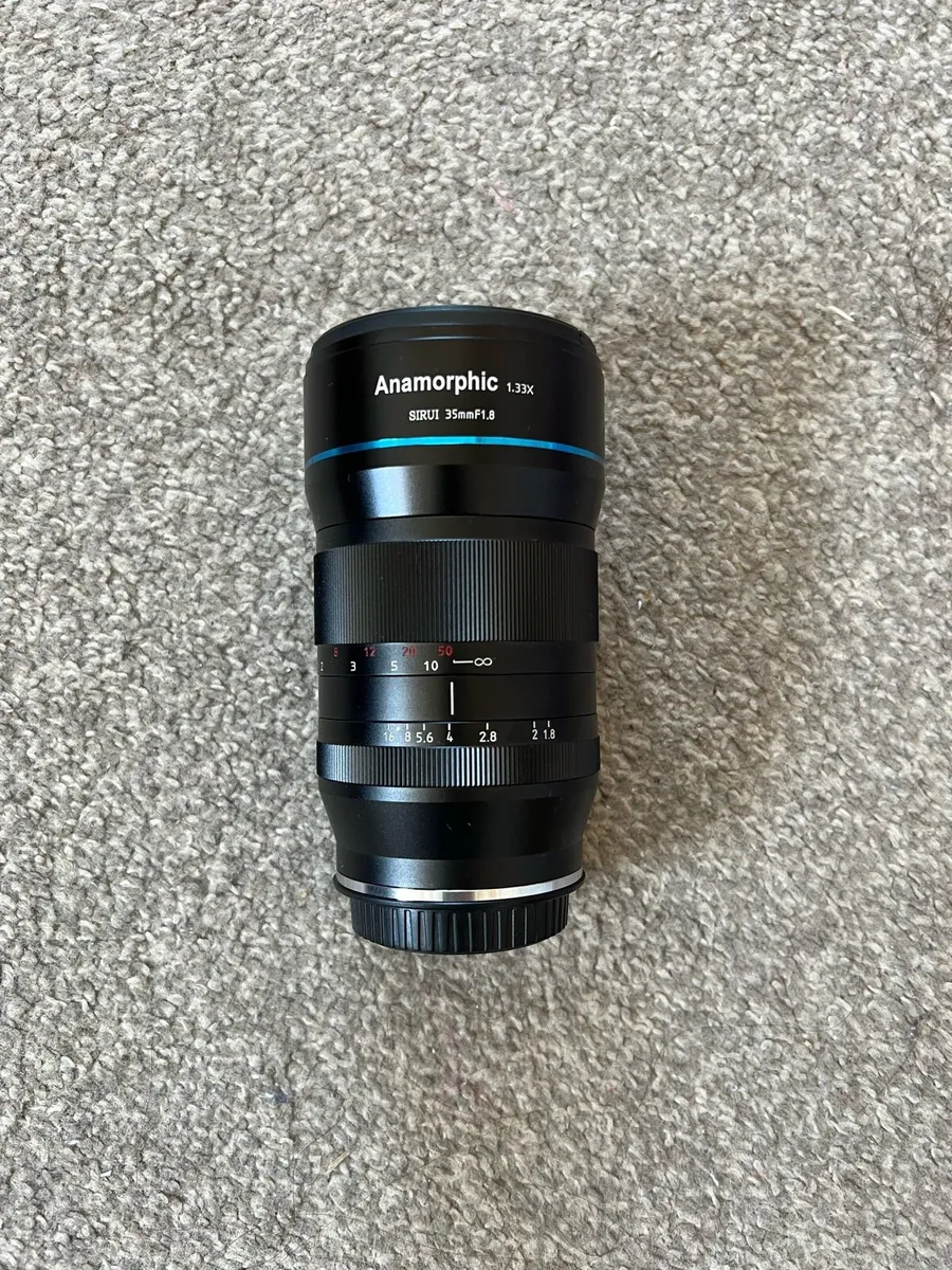 Sirui 35mm F1.8 Anamorphic Sony E Mountµ 4/3 - Image 1