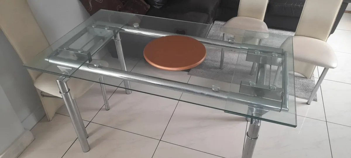 Table &6chairs - Image 4
