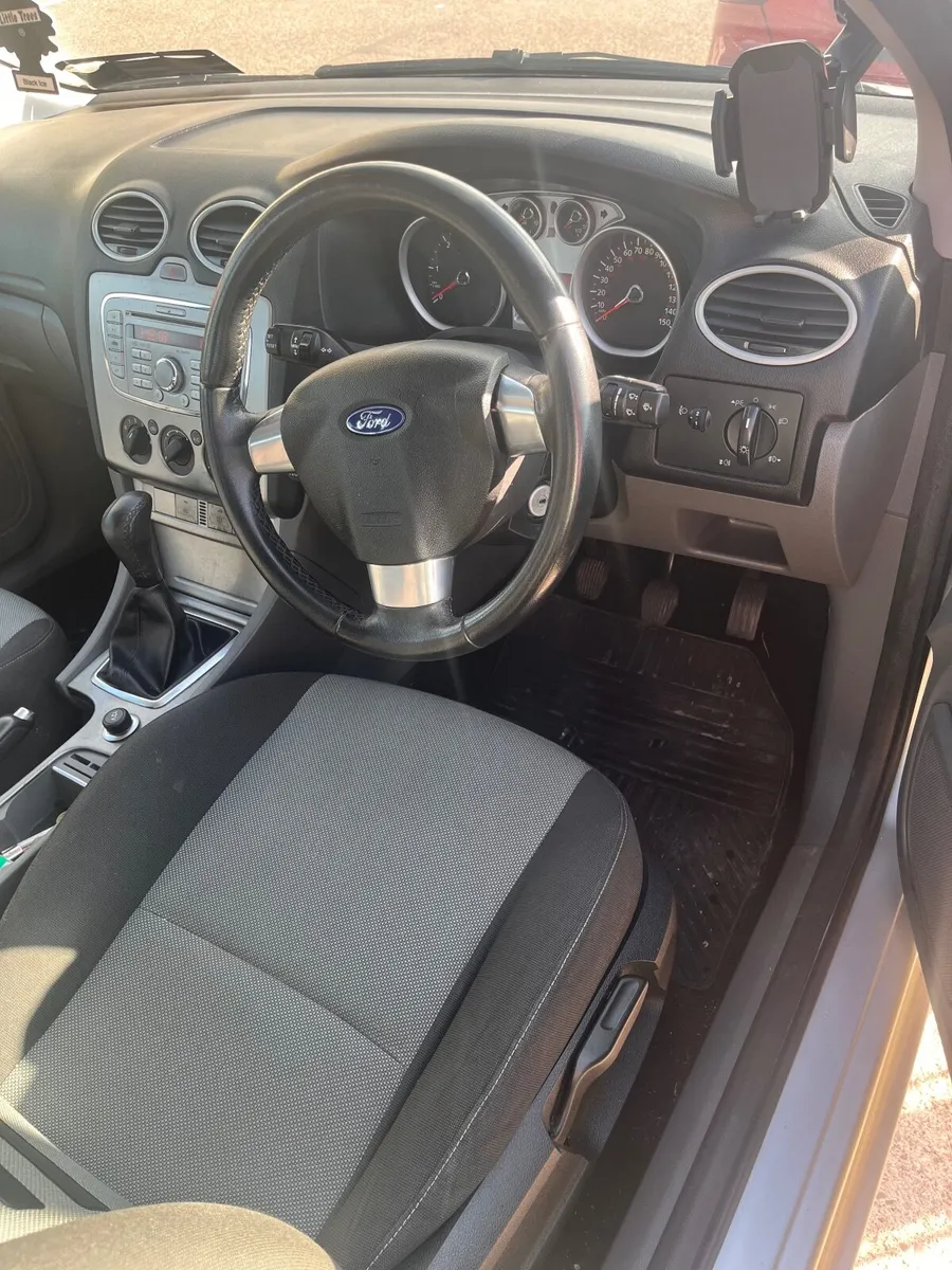 Ford Focus 2009 - Image 4