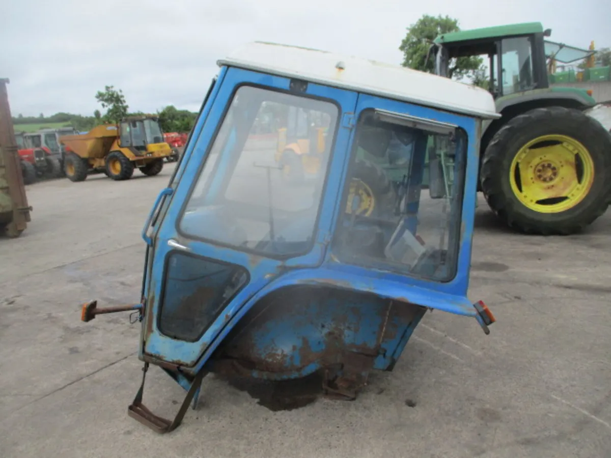 Ford Q Cab - Image 2