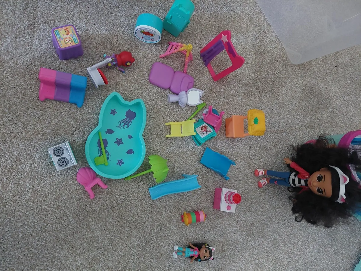 Toys - Image 3