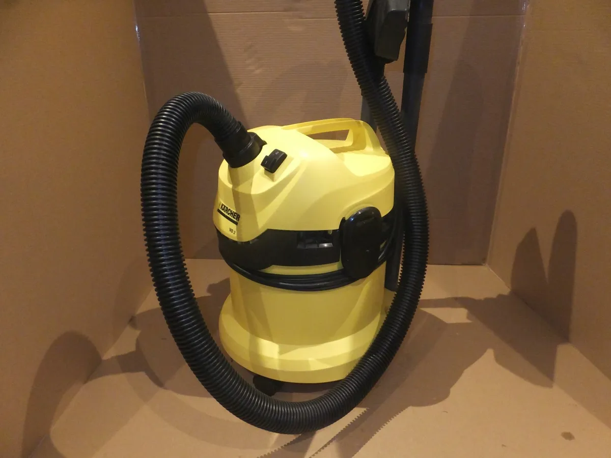 Karcher vacuum cleaner - Image 1