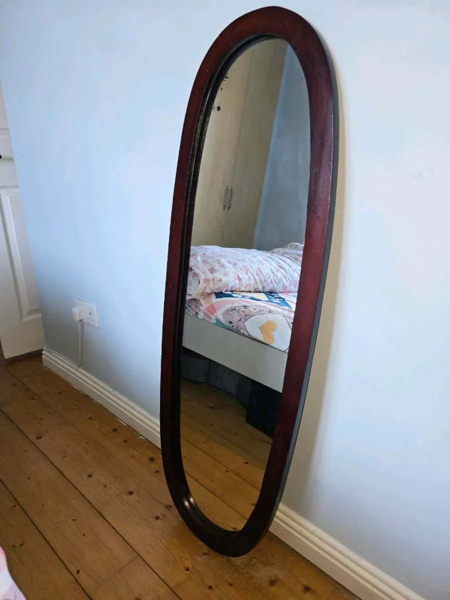 Mirror - Image 1