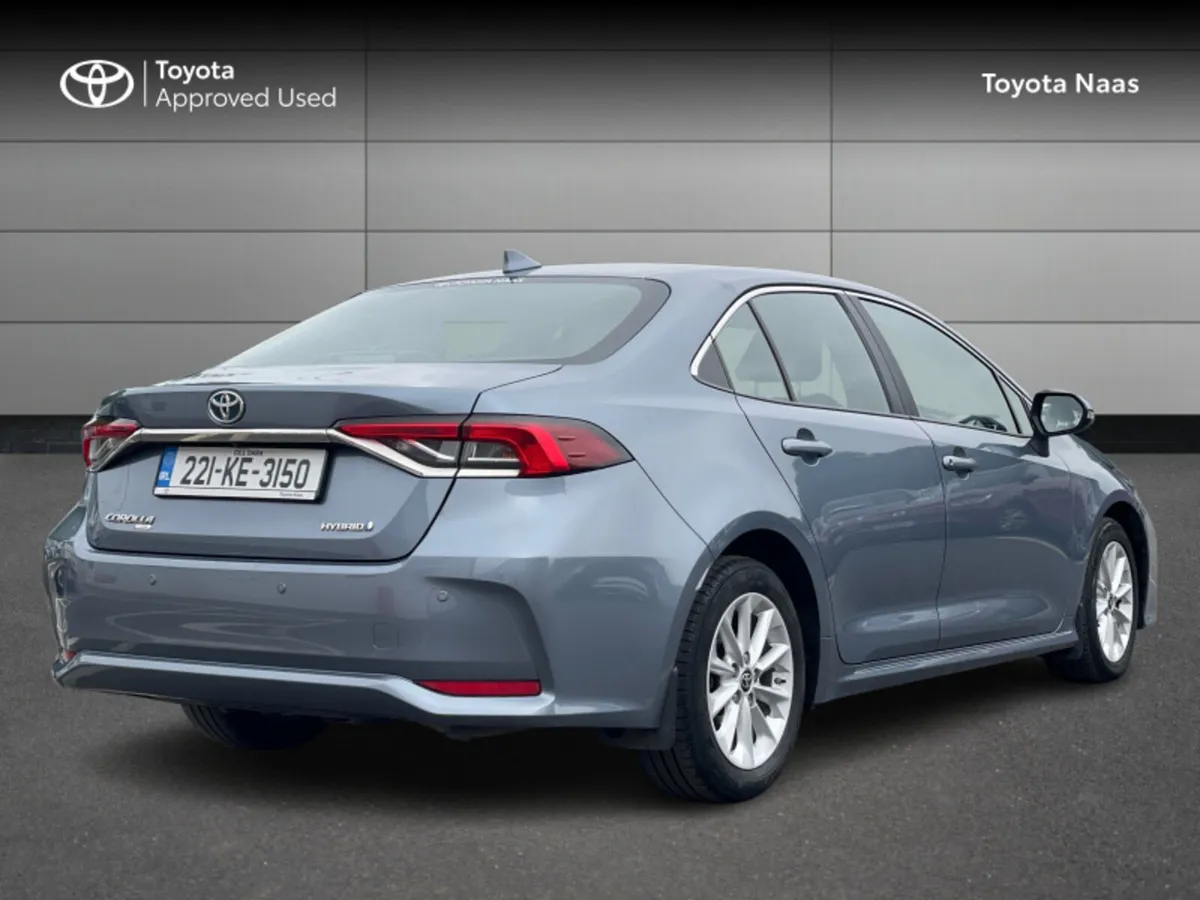 Toyota Corolla COROLLA HYBRID LUNA - Image 2