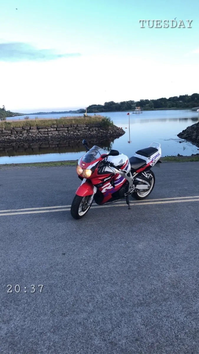 Honda fireblade 918 1997 - Image 4