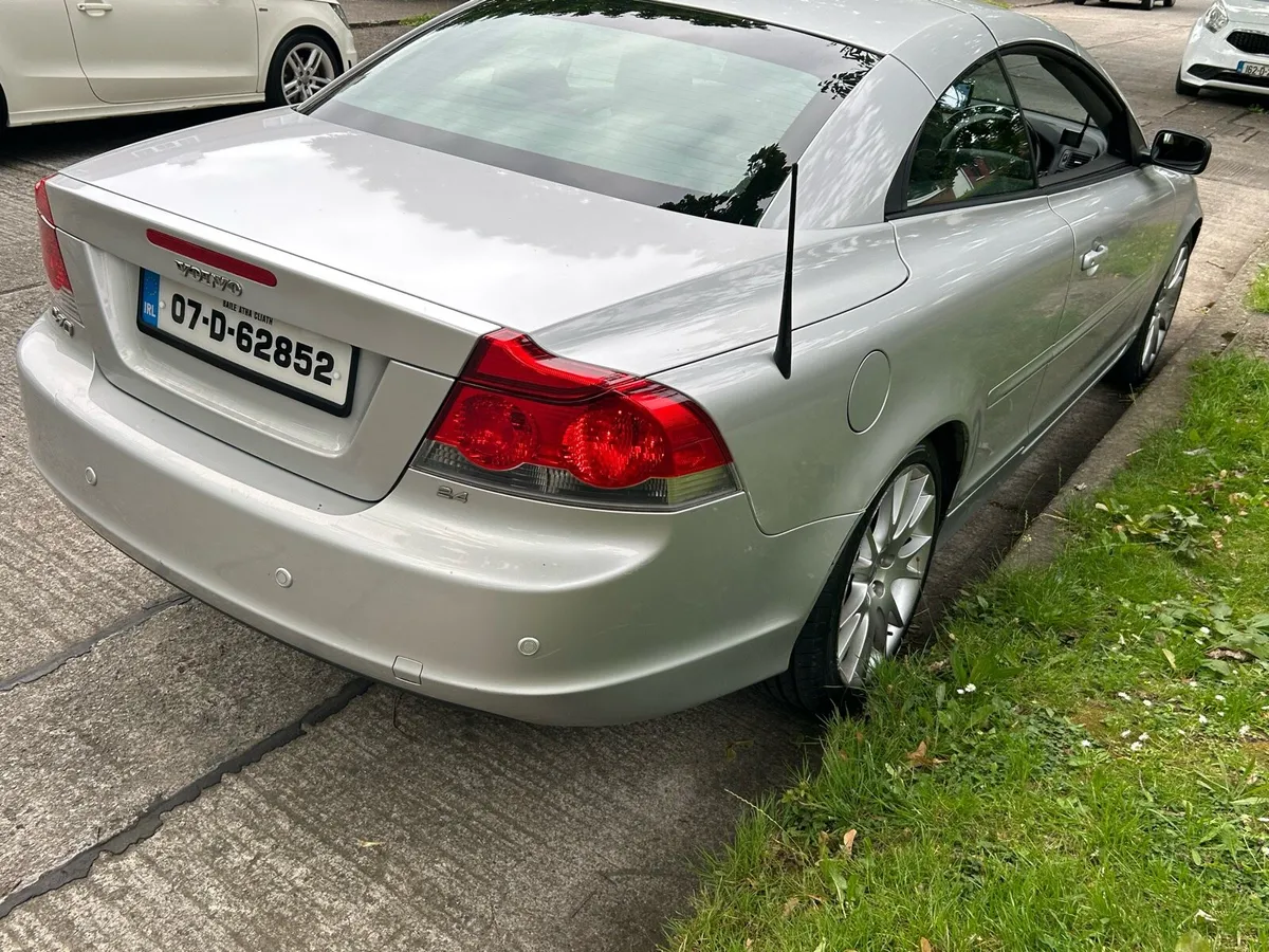 Volvo C70 cabrio tax and test - Image 4
