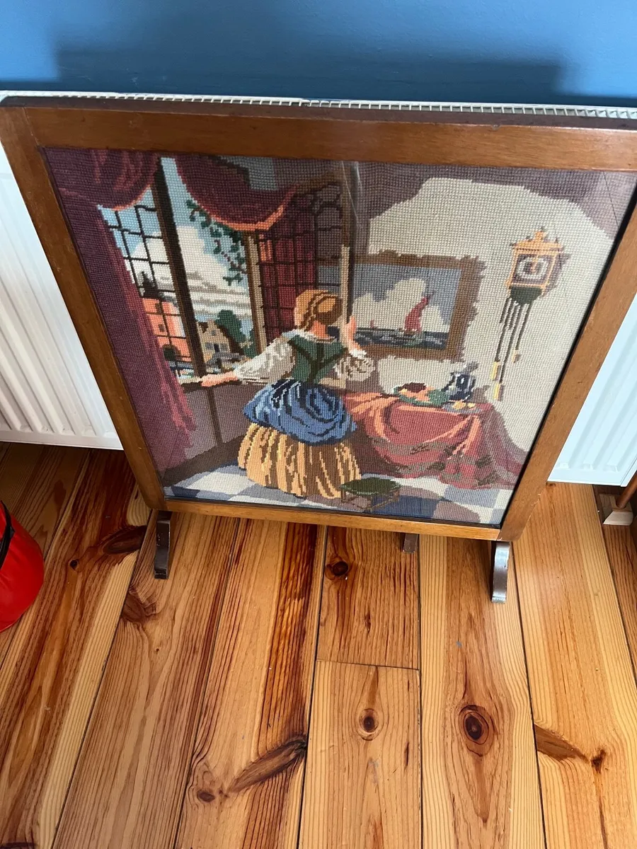 Tapestry fire screen/coffee table - Image 2