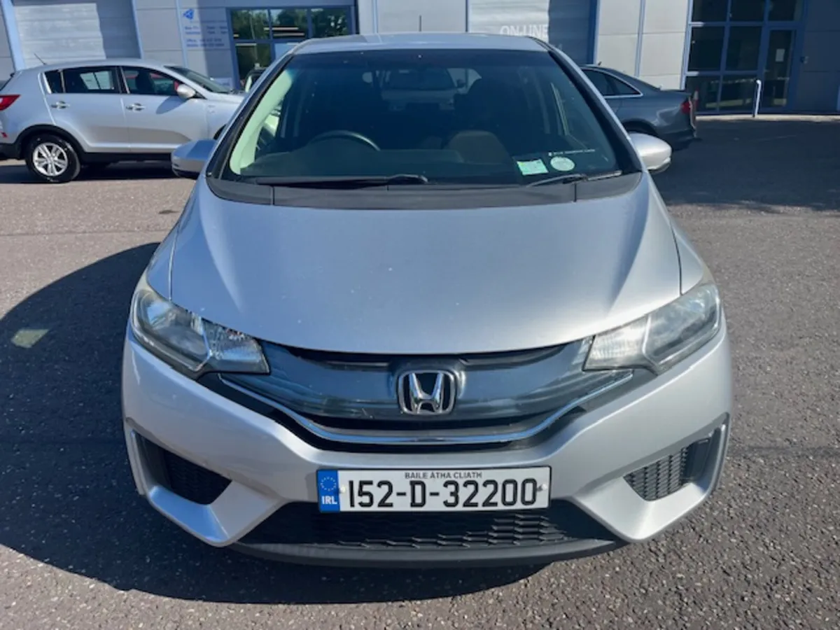 1.5 PETROL- HYBRID 5DR AUTO - Image 2