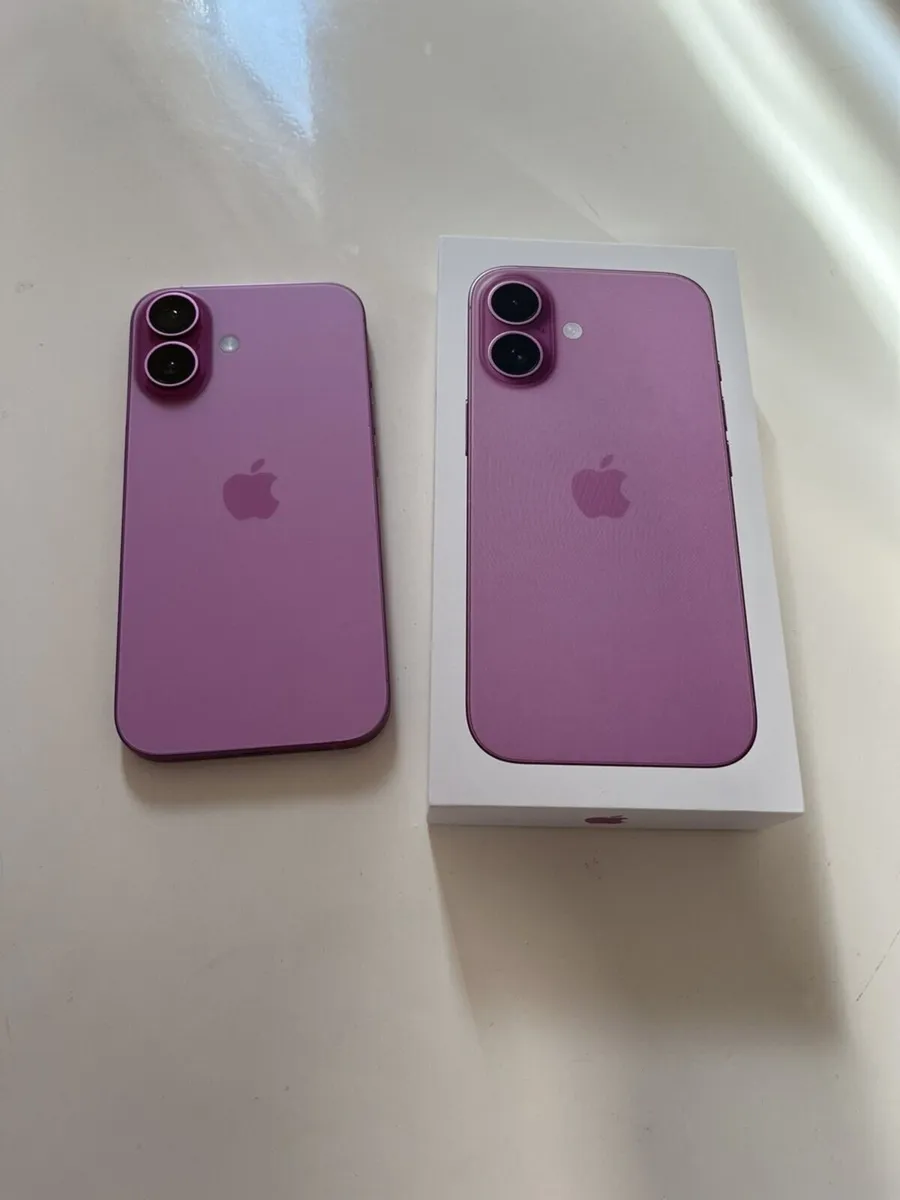 iPhone 16 256GB - Image 1