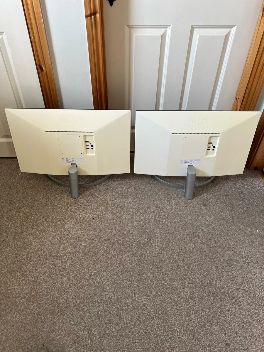 LG 4K 27” Monitors - Image 3