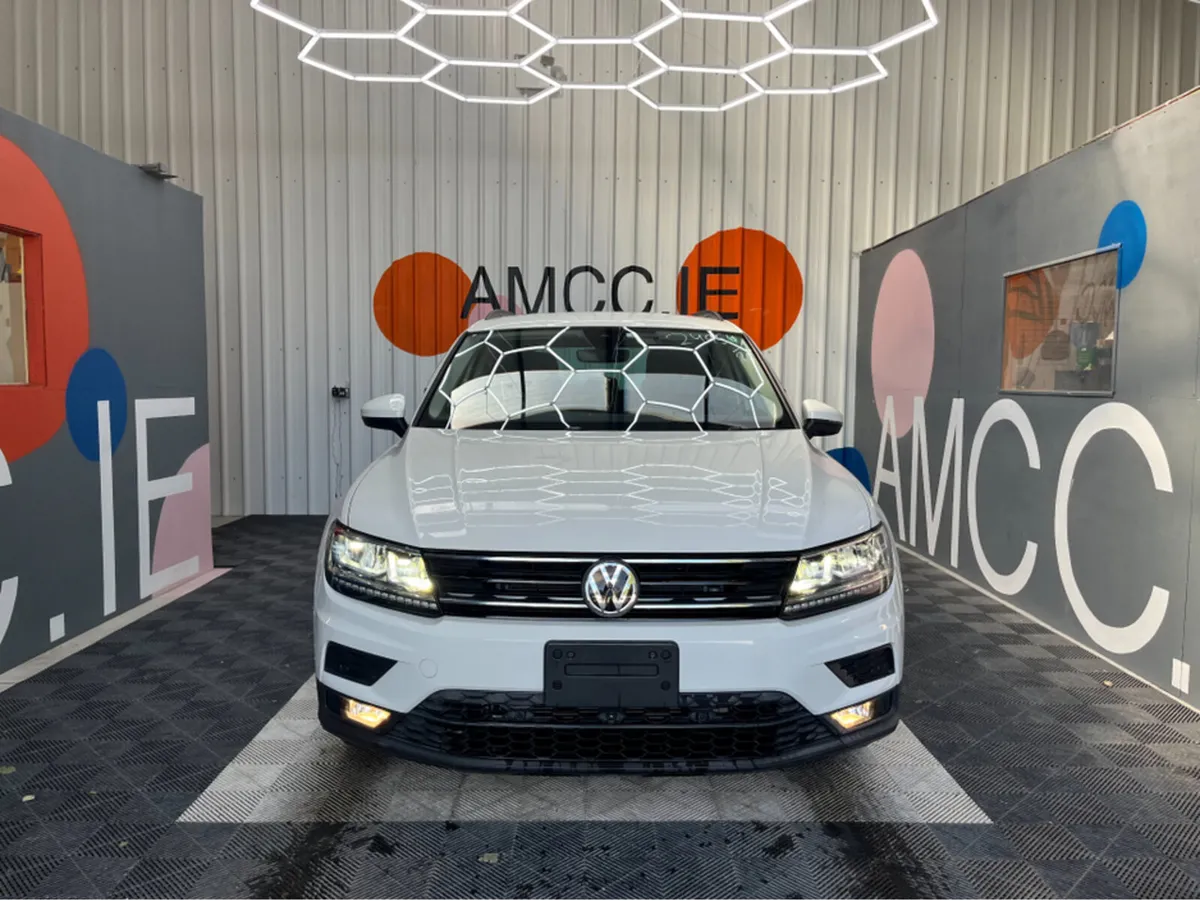 Volkswagen Tiguan 1.4 PETROL COMFORT LINE / 34k KM - Image 2