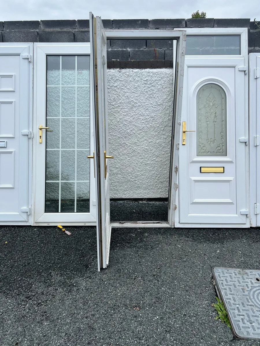 Pvc front door - Image 3
