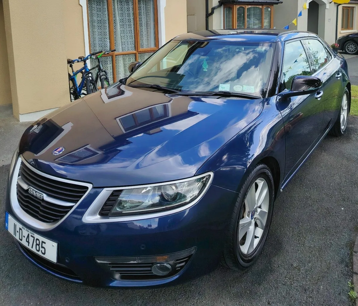 BEAUTIFUL 2011 SAAB 9-5 VECTOR TID, LOW KM,NCT,TAX - Image 1