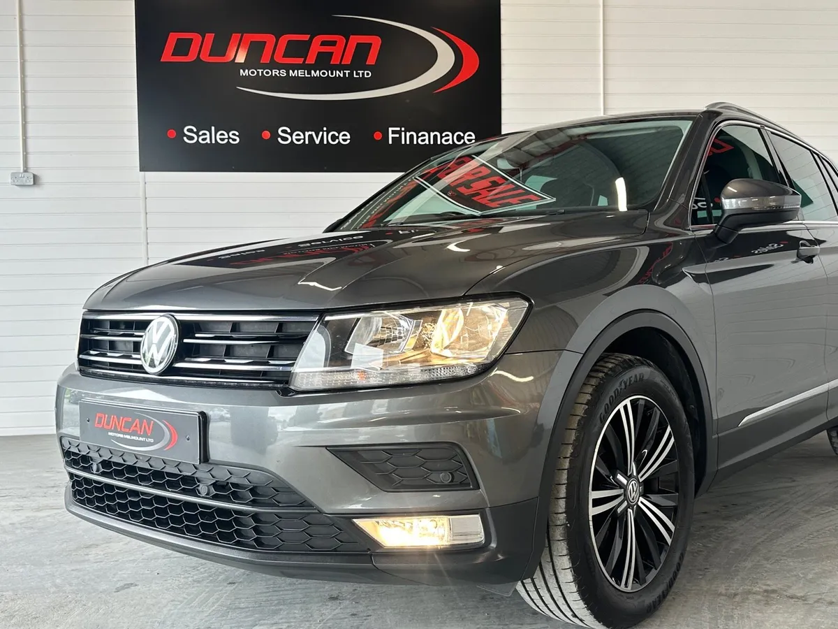 2017 VOLKSWAGEN TIGUAN SE NAV TDI BMT - Image 4