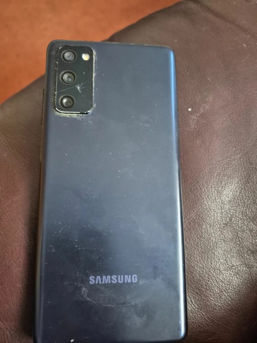 Samsung s 20 fe - Image 2
