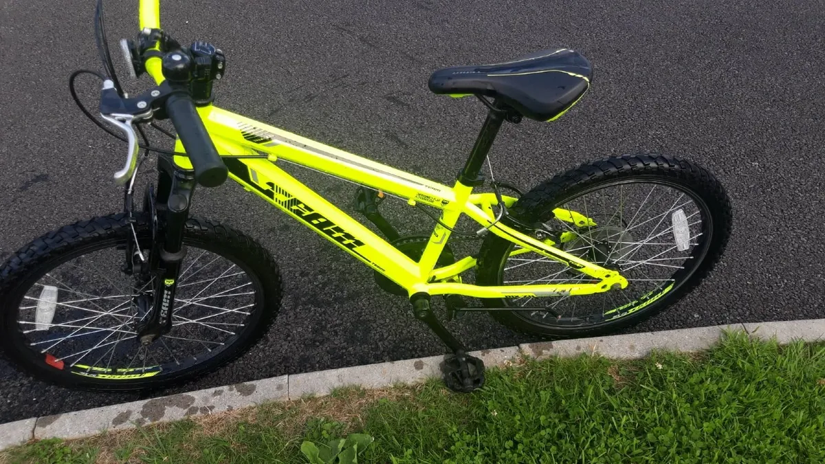 Childrens Bike - Image 4