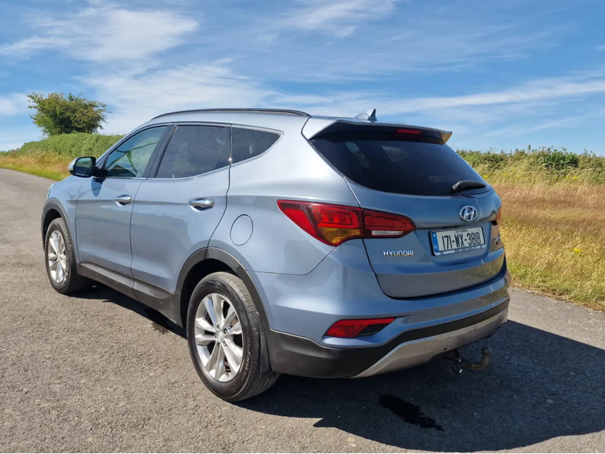 Hyundai Santa Fe 2.2 CRDI PREMIUM BLUE DRIVE 7SEAT - Image 4