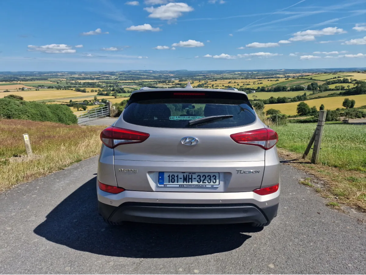 Hyundai Tucson EXECUTIVE 1.7 FINANCE AVAILABLE - Image 3