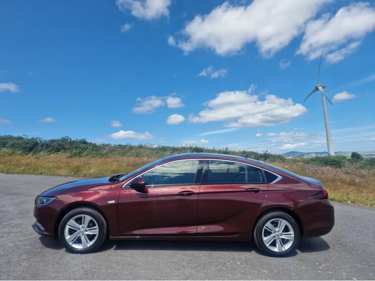 Opel Insignia GRAND SPORT SE 1.6 CDTI 5DR - Image 2