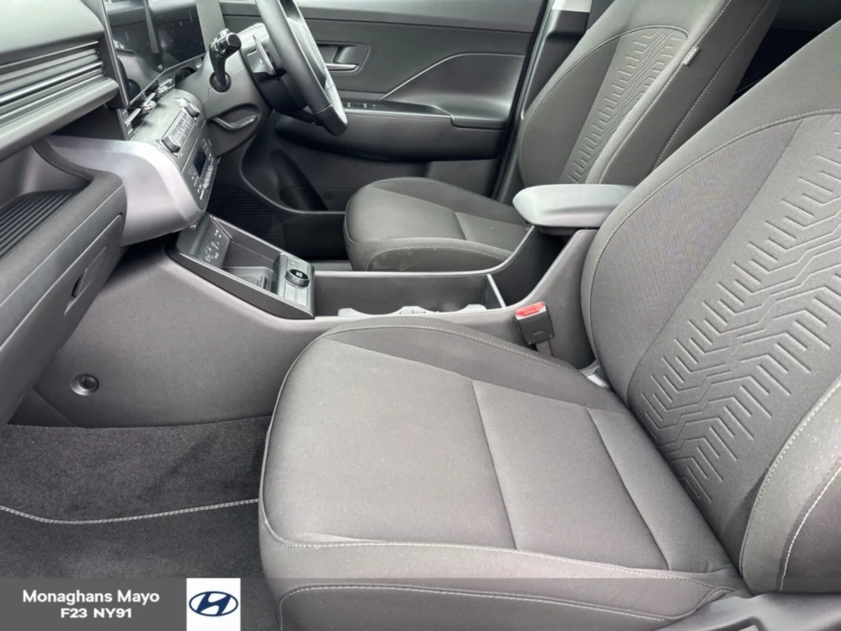 Hyundai KONA MILD HYBRID ELEGANCE 5DR AUTO - Image 4