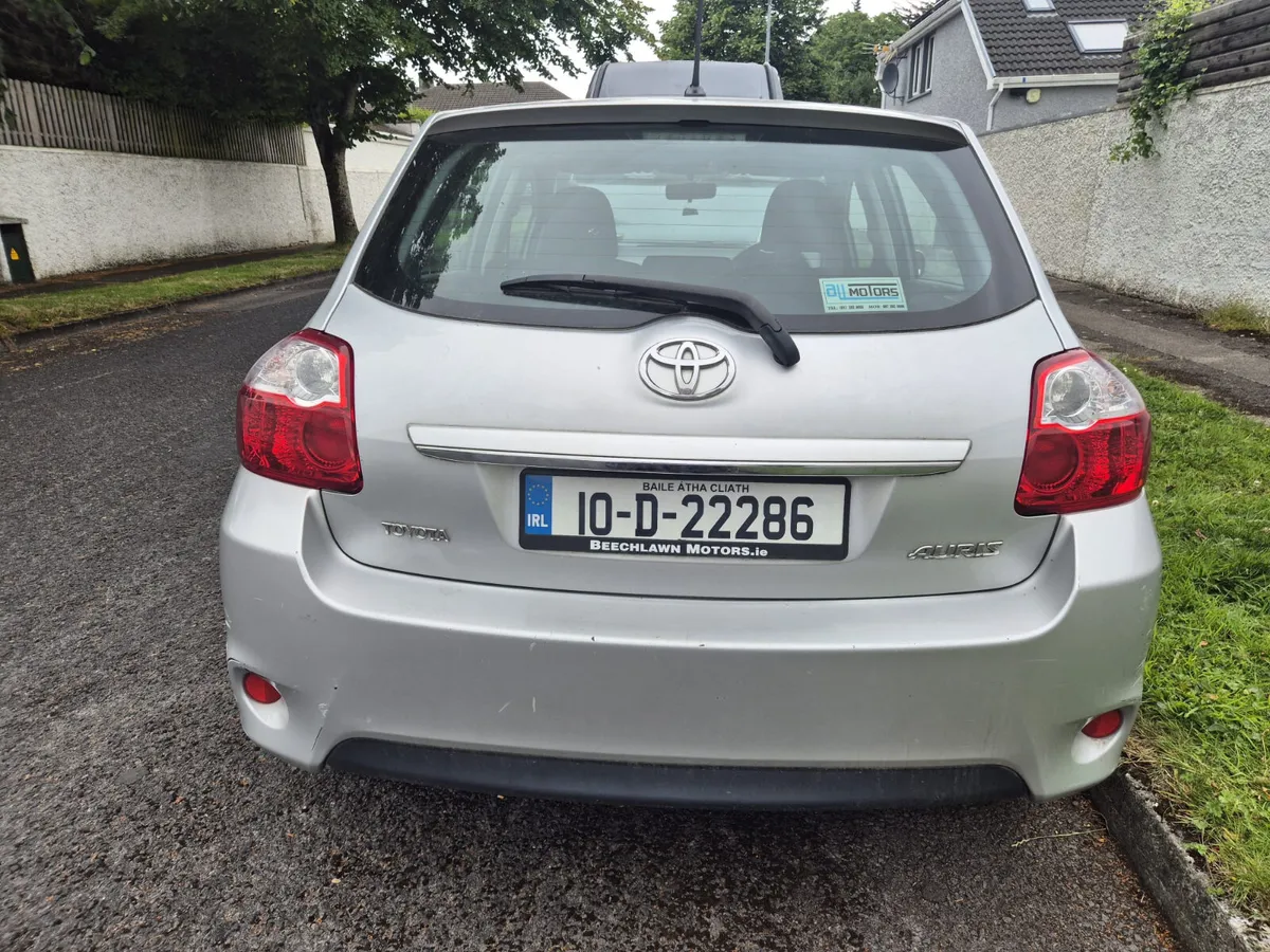 Lovely Toyota Auris 2010 Comes with New Nct - Image 2