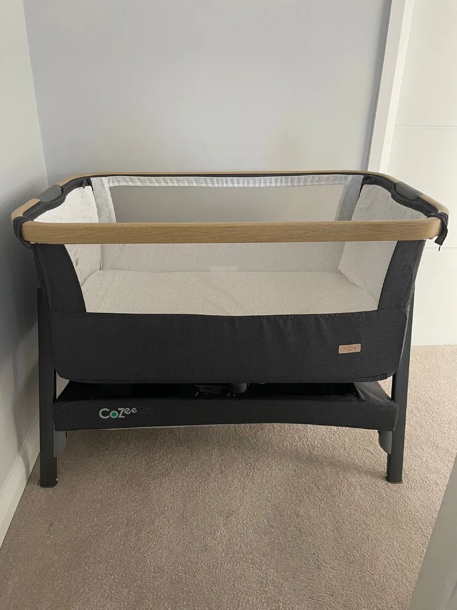 Cozee Baby Cot - Image 1
