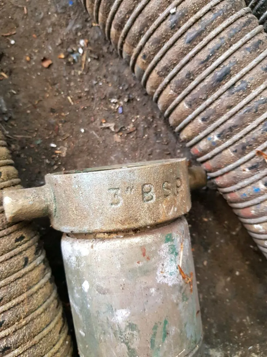 Oil / water delivery hoses - Image 3