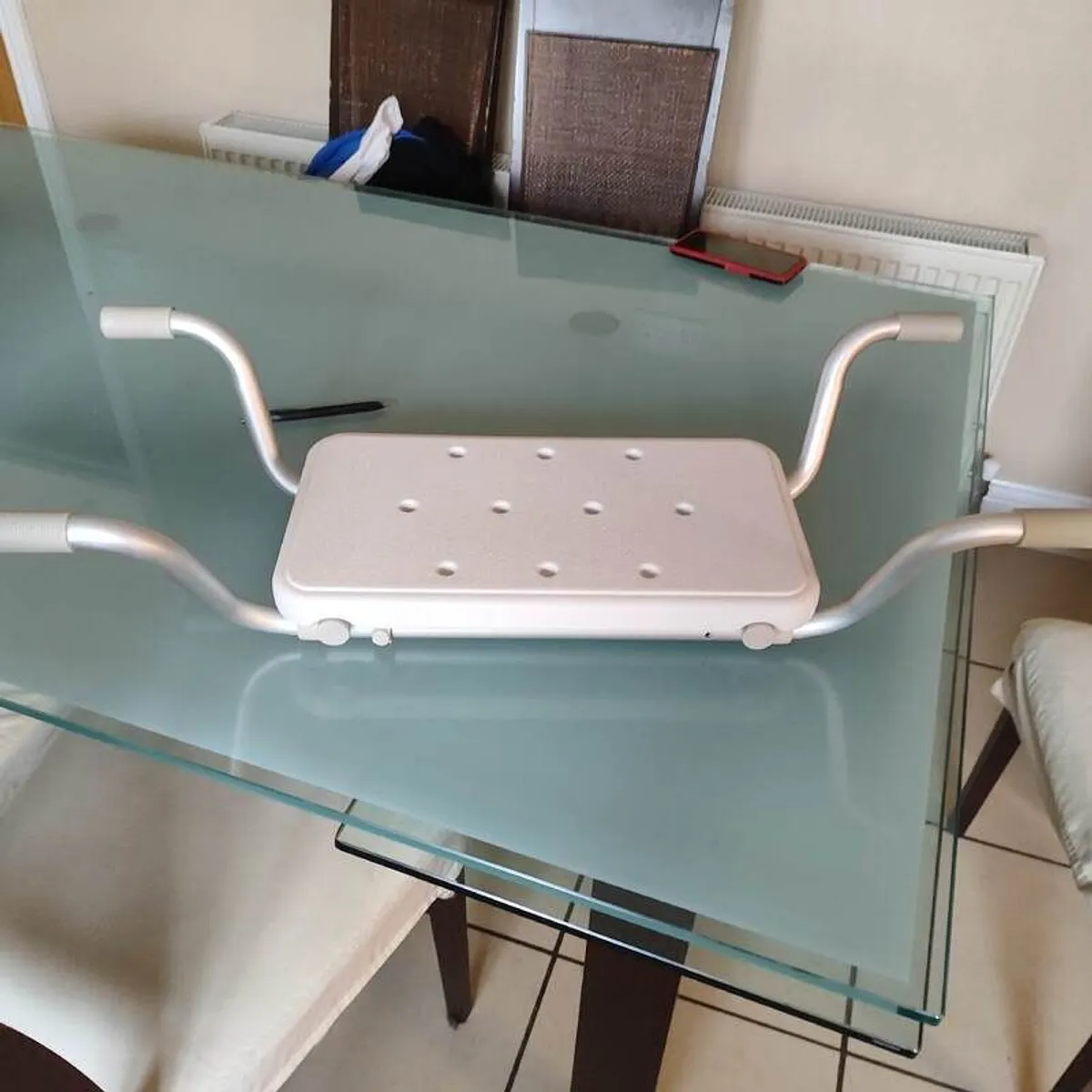 Bath seat - Image 1
