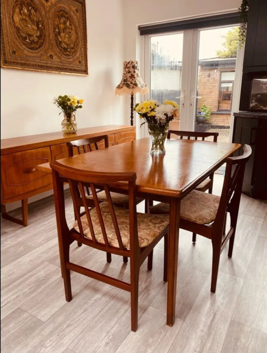 Mid Century Extendable Dining Table - Image 4