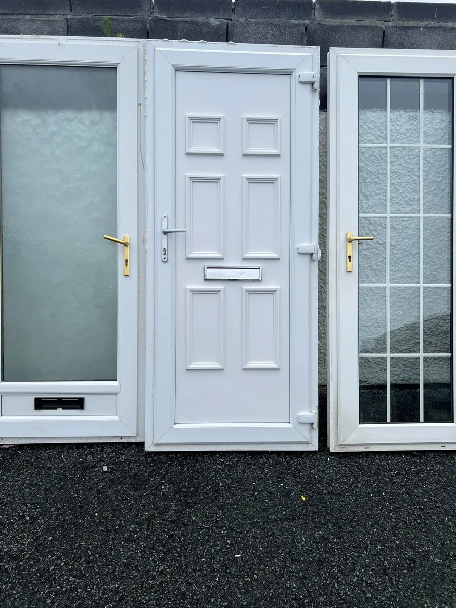 Pvc front door - Image 1