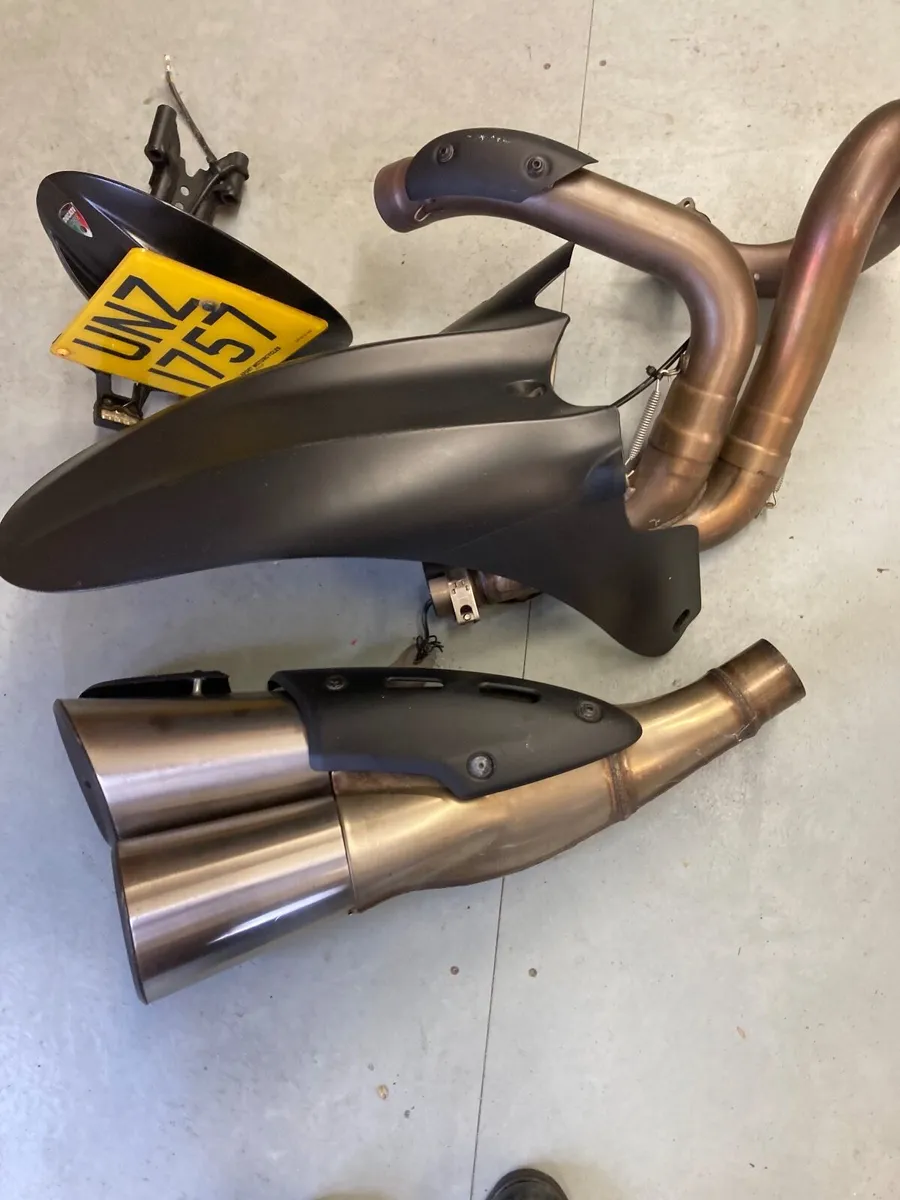 DUCATI Diavel Carbon 2014 - Image 2