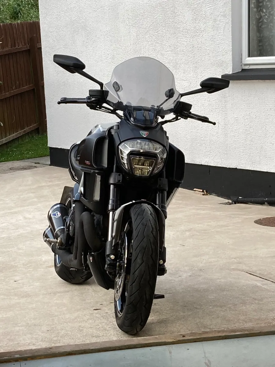 DUCATI Diavel Carbon 2014 - Image 3