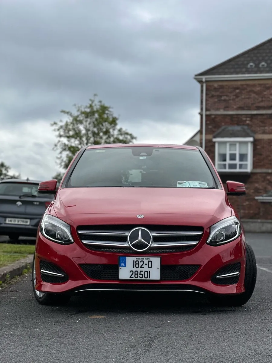 Car - Image 3