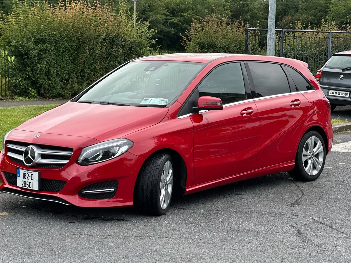 Car - Image 4
