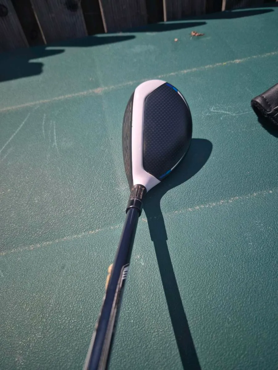 Taylormade Sim 2 rescue 6. 28 degree. - Image 2