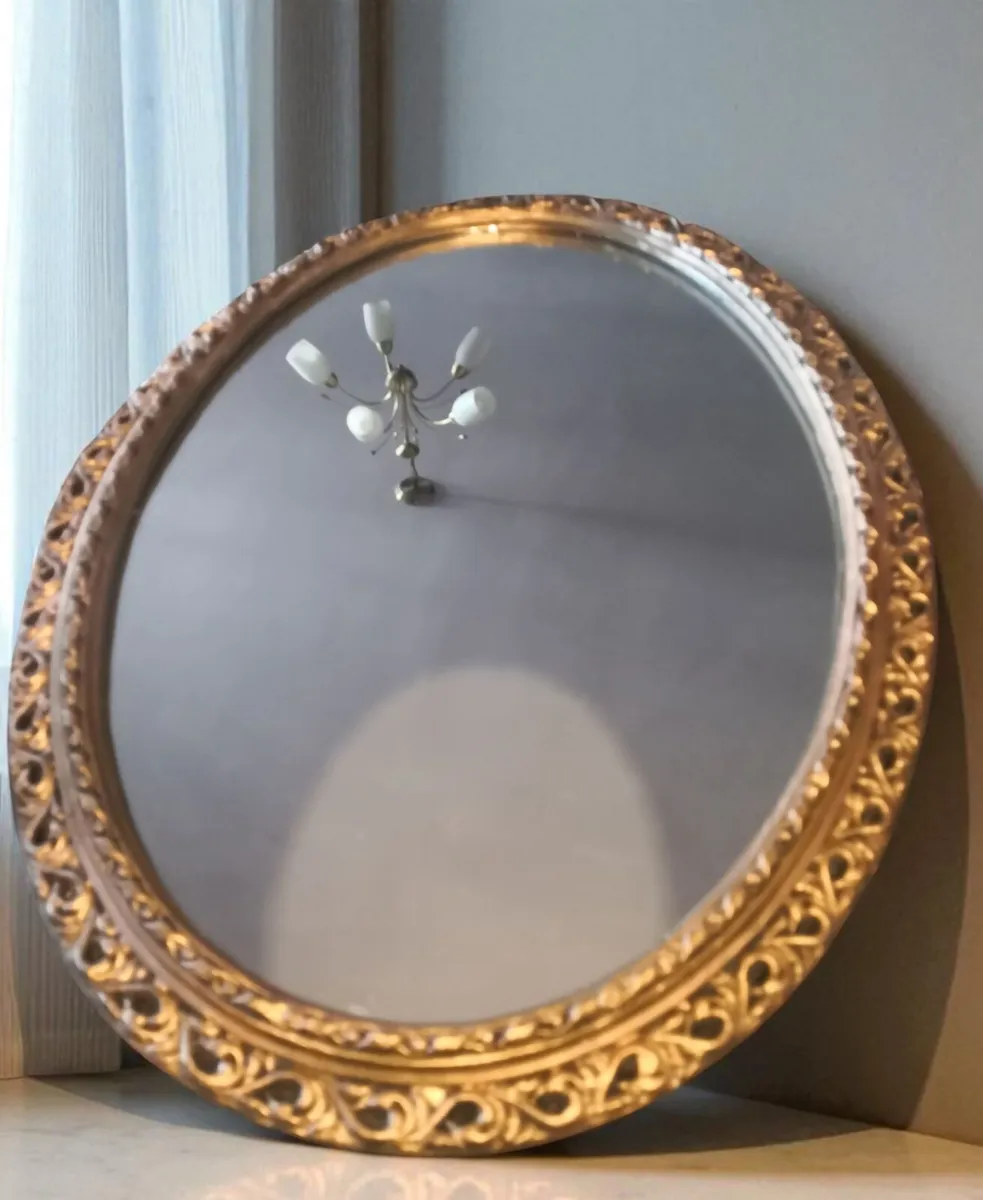 Ornate heavy mirror - Image 1