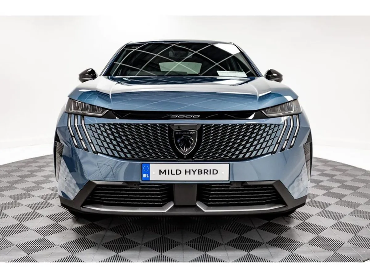 Peugeot 3008 Allure Hybrid Auto 145HP - Protectio - Image 2