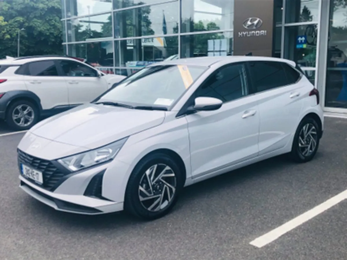 Hyundai i20 Deluxe Plus 1.2 Petrol - Image 4