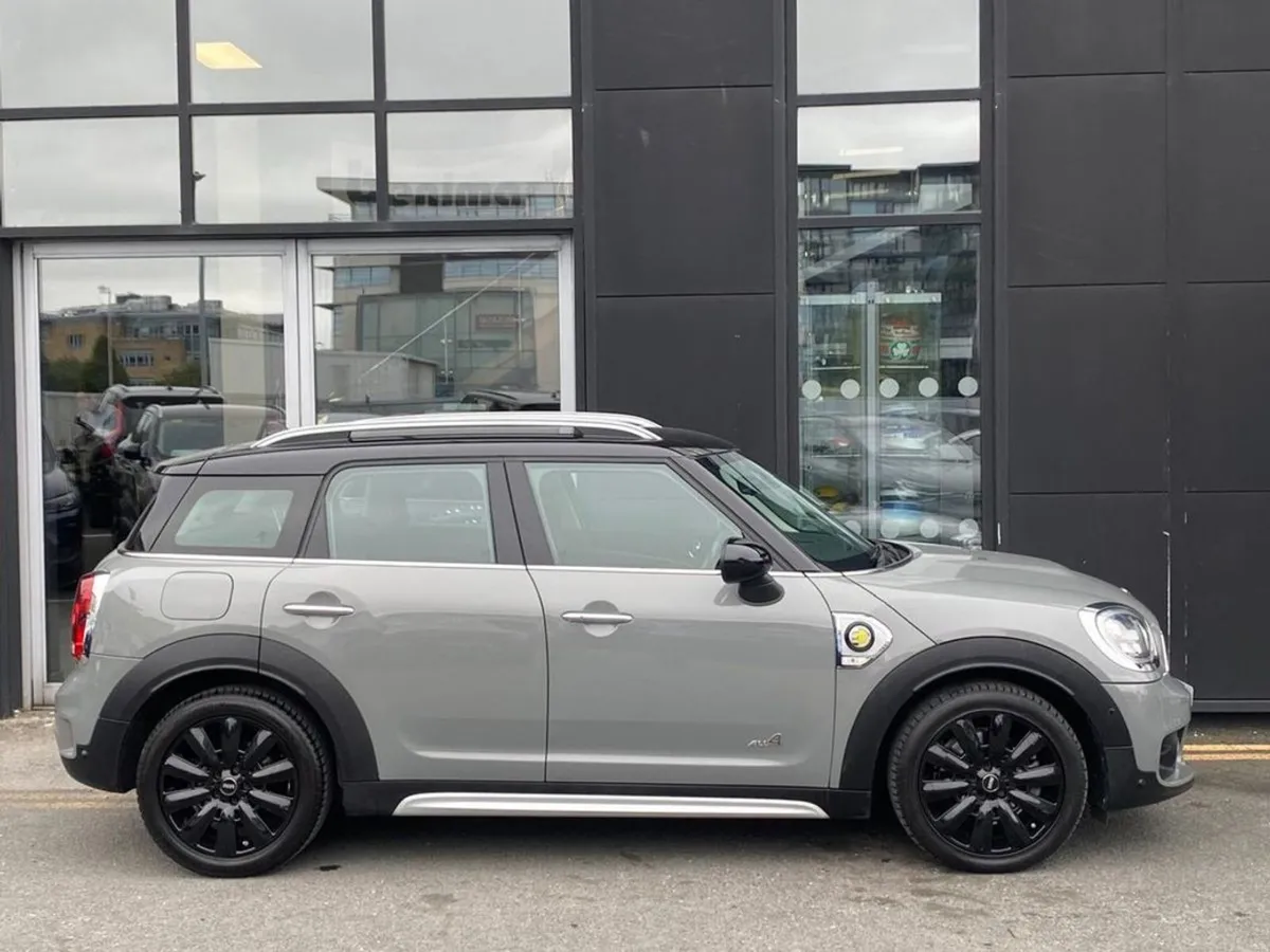 MINI Cooper Countryman S E All4 5DR Auto - Image 4
