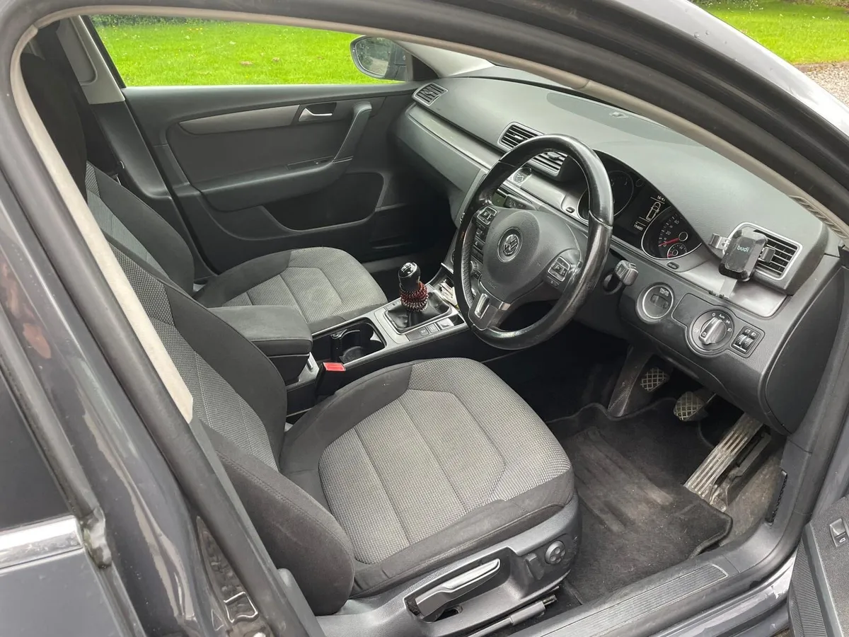 Vw Passat estate - Image 1