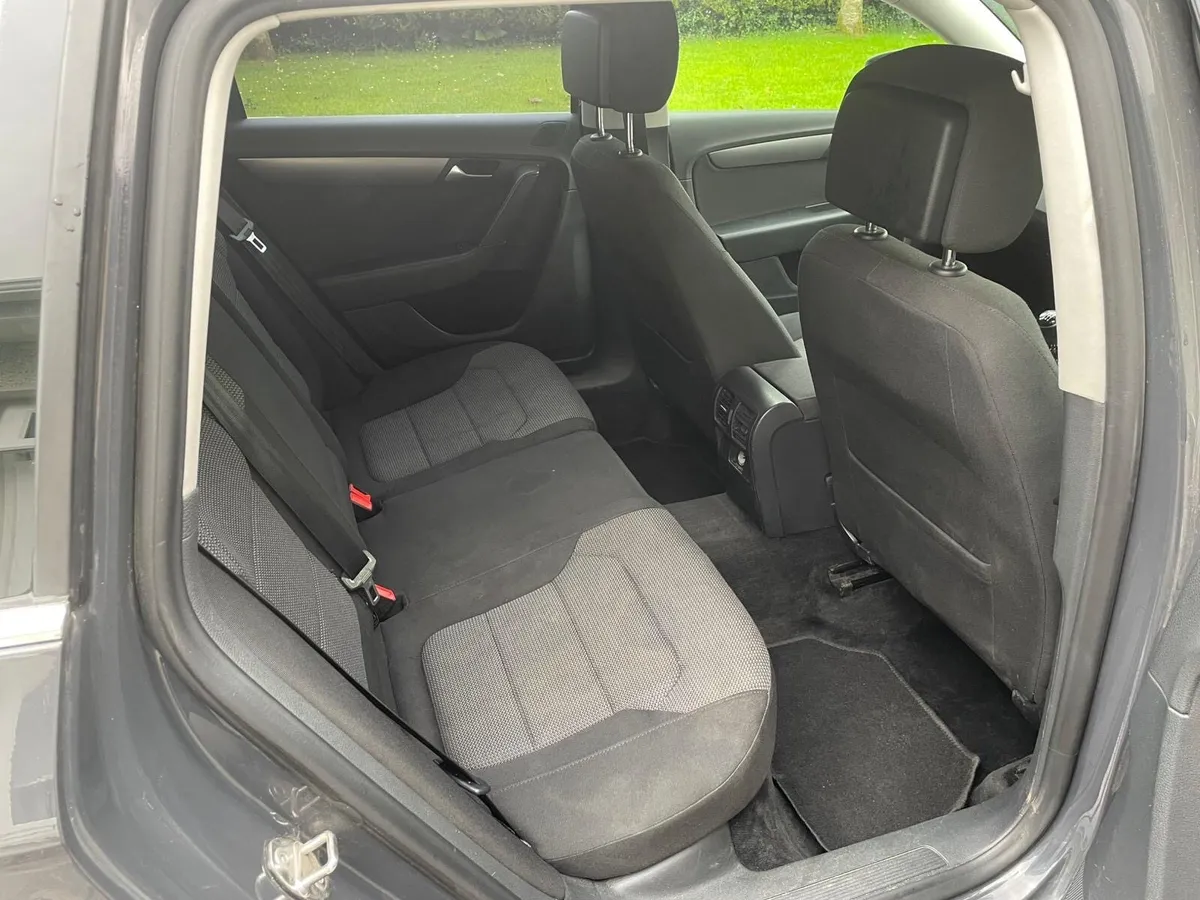 Vw Passat estate - Image 2