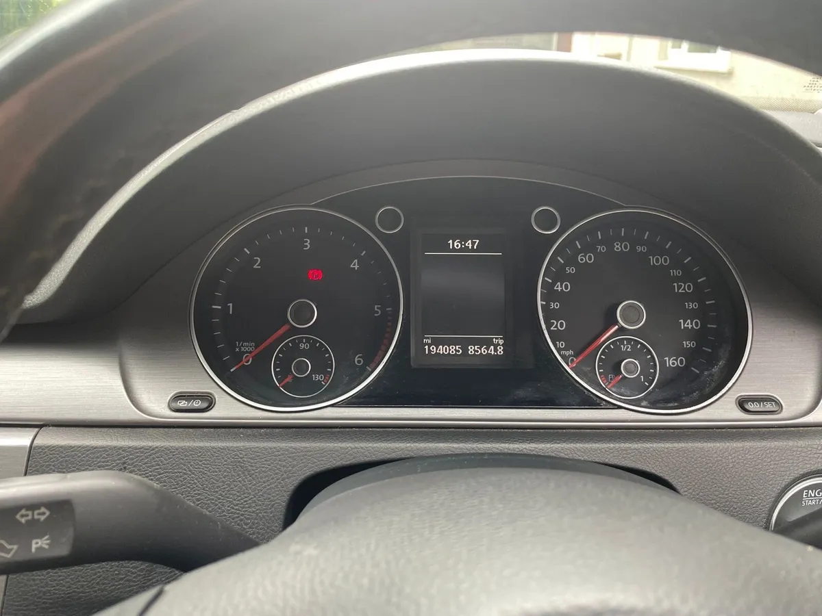 Vw Passat estate - Image 4