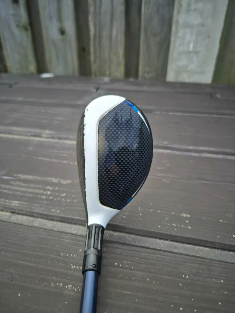 Taylormade Sim 2 rescue 4. 22 degree - Image 2