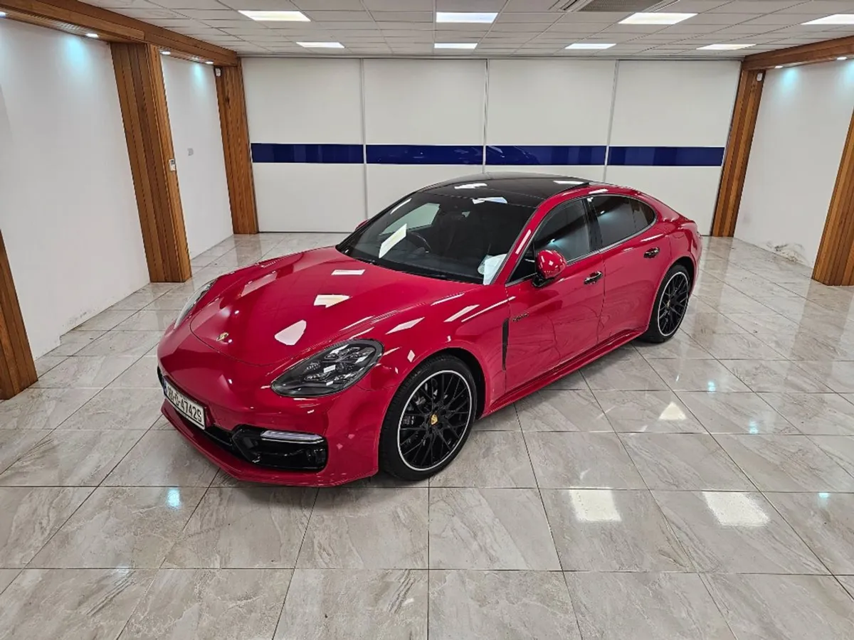 Porsche Panamera Low Miles // Huge Spec - Image 2