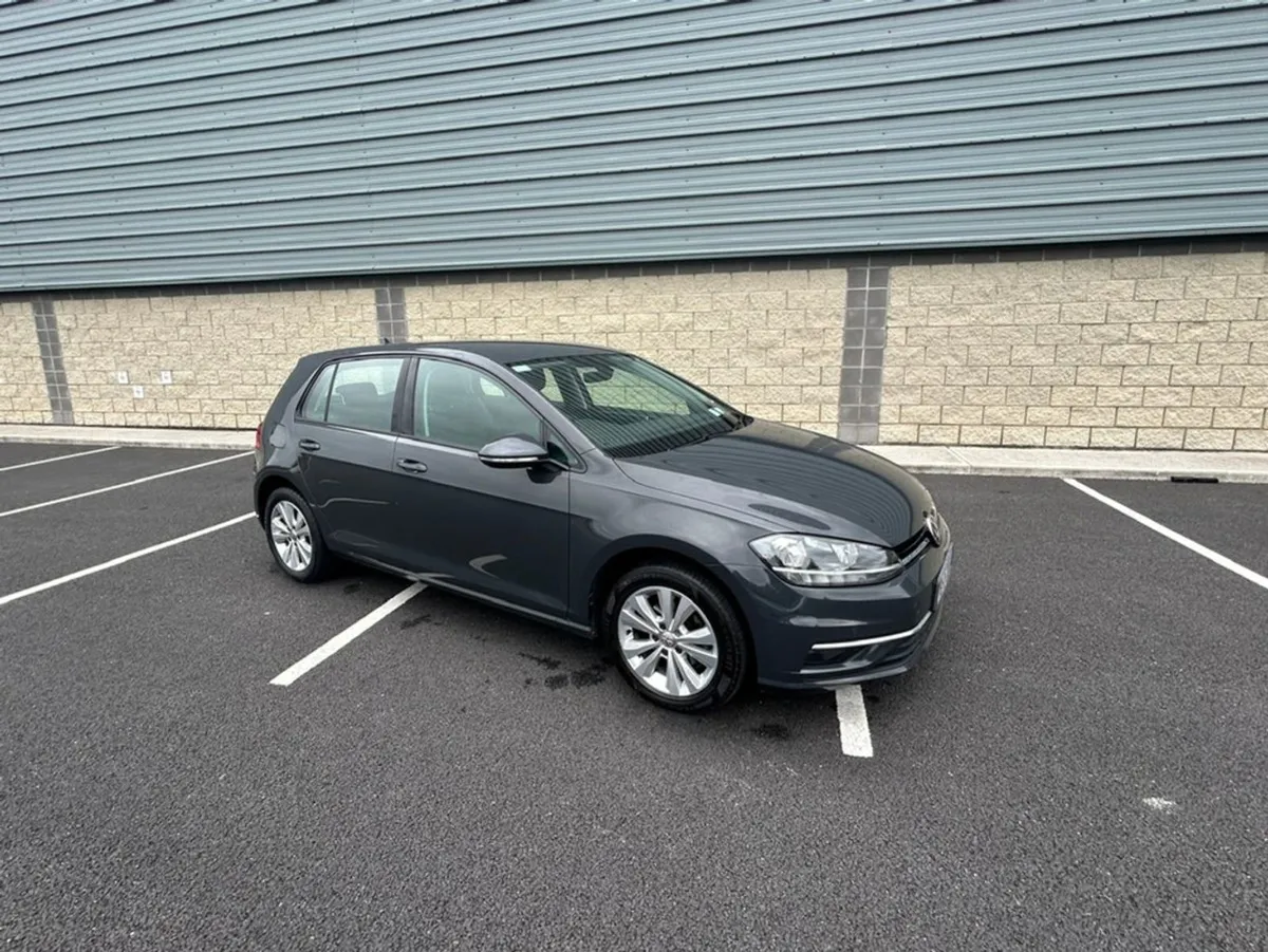Volkswagen Golf Comfortline 1.0 TSI Manual 6speed - Image 2