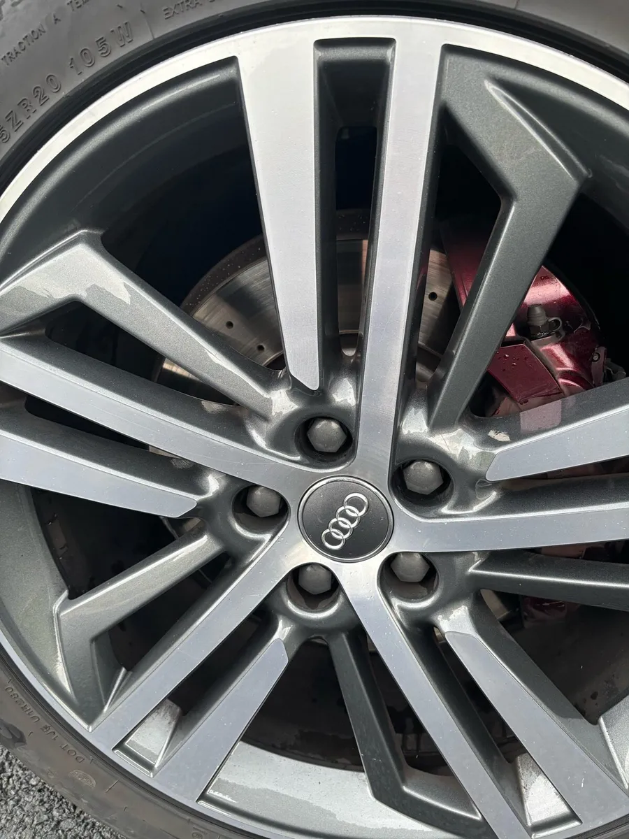 Audi Q5 Sline HIGH SPEC - Image 4